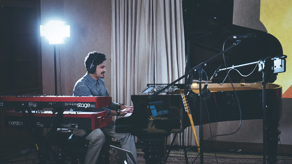 Adra Karim dan Sederet Pengalaman Internasional